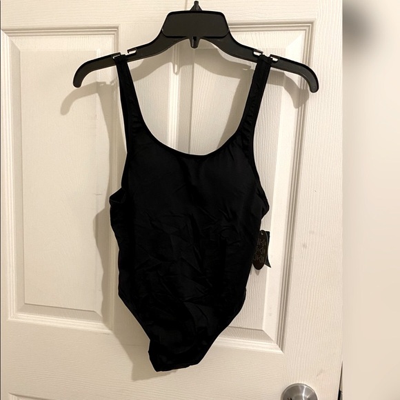 Black backless one-piece swimsuit from Simons - Picture 1 of 2